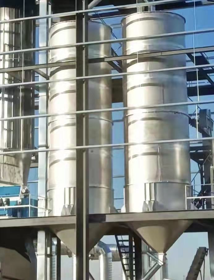 內蒙古和林格爾項目：日產(chǎn)120噸蒸汽玉米壓片機組